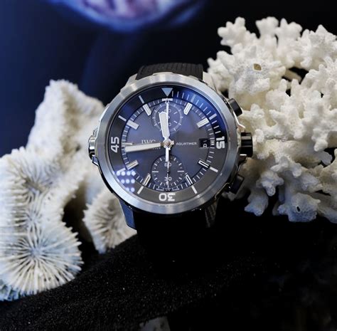 Monochrome Reviews the IWC Aquatimer Chronograph